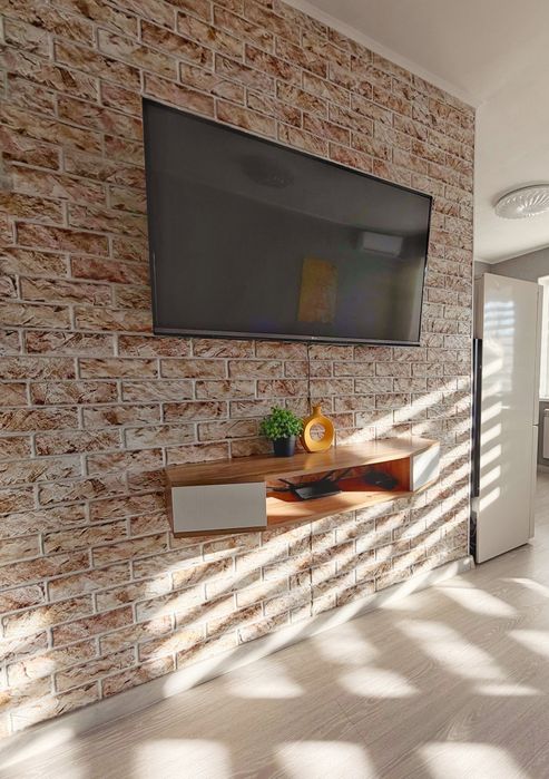 Люкс 1-ком., возле ДК посуточно