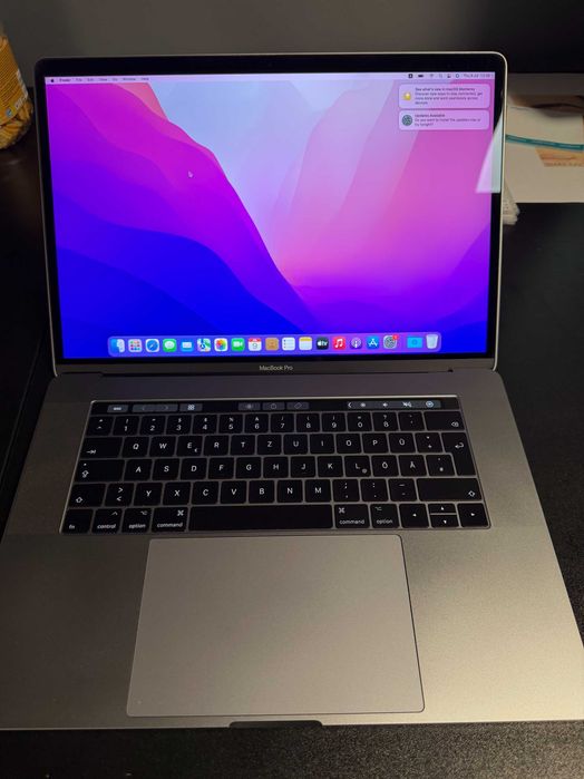 Apple MacBook Pro 15.4