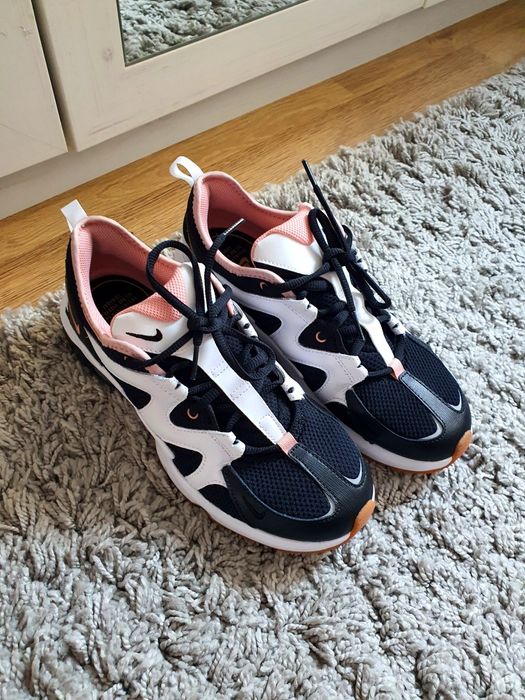 Adidasi Nike Air Max Graviton 40,5 interior 26cm