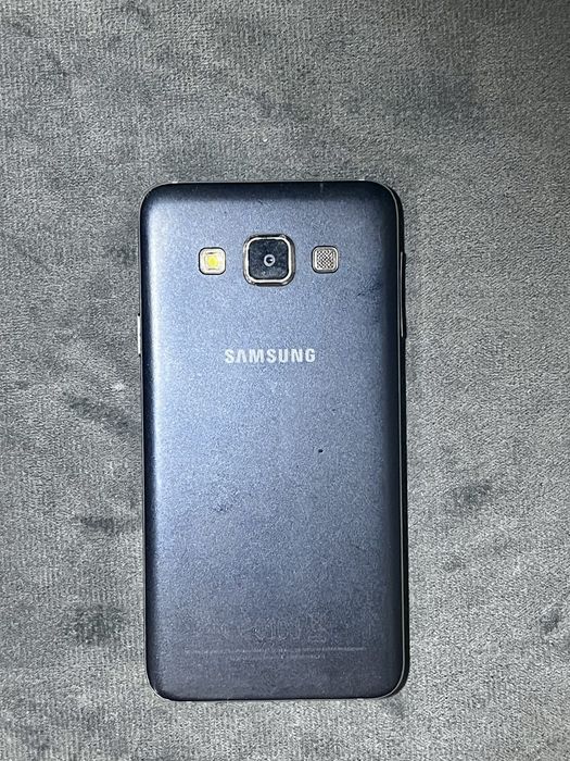 Samsung a3 , trebuie inlocuit display