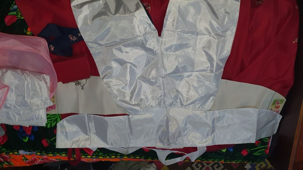 Продаю женский ханбок