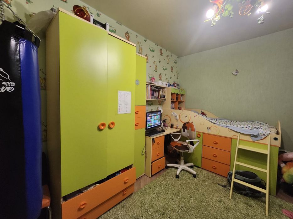 Детский комплект мебели