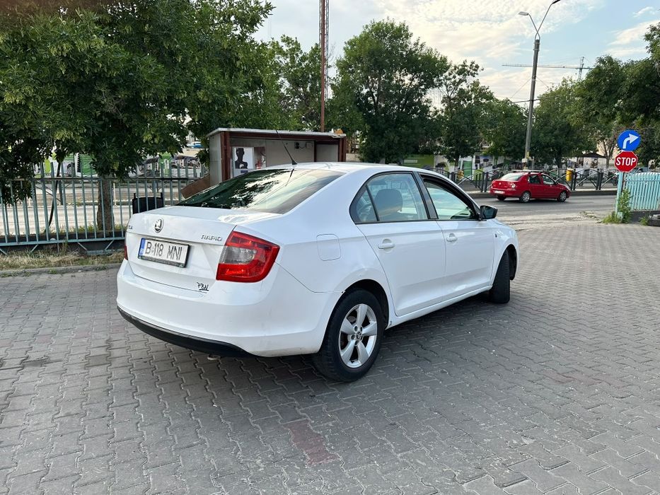 SKODA Rapid 2016 — imagine 5