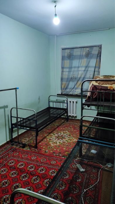 Chilonzor 20D-mavze,  talabalar ushlaydigan bollar uchun