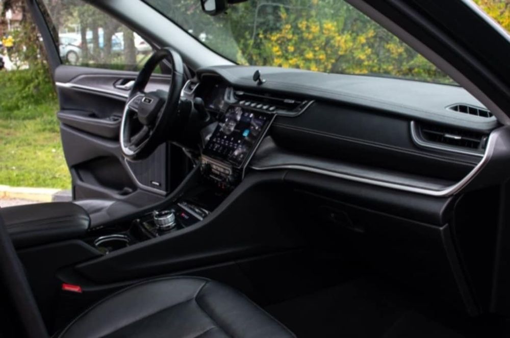 Кола за абитуриентски балове/сватби/празненства