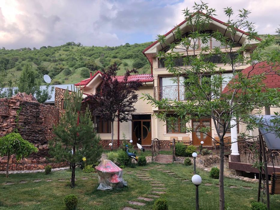 Дача посреди гор Акташа,живая природа.