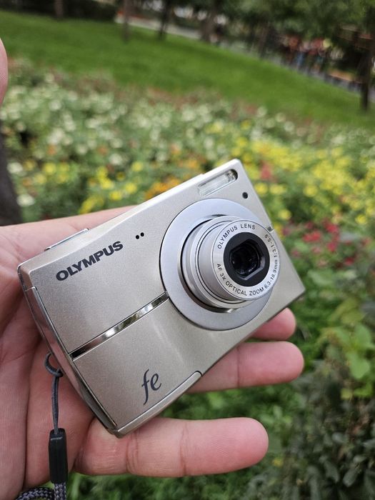 OLYMPUS цифровой фотоаппарат