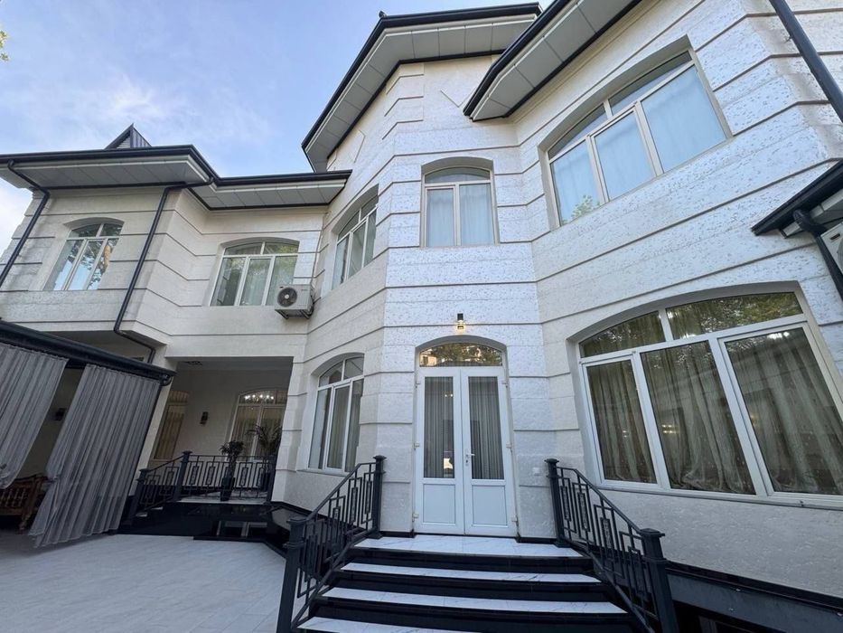 Академии городок, IT-Park Продается Евро Дом 3,2.соток 520м2 $450,000