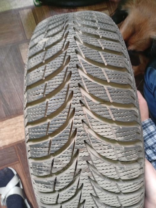 Шина ,зимняя резина Goodyer 135/65/R14
