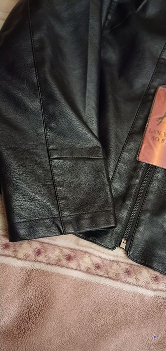 Женская    куртка