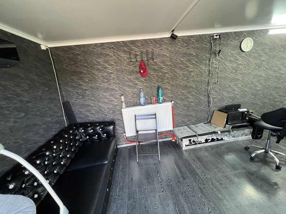 De vânzare – Rulotă mobilă / Bucătărie mobilă 6m, înmatriculată