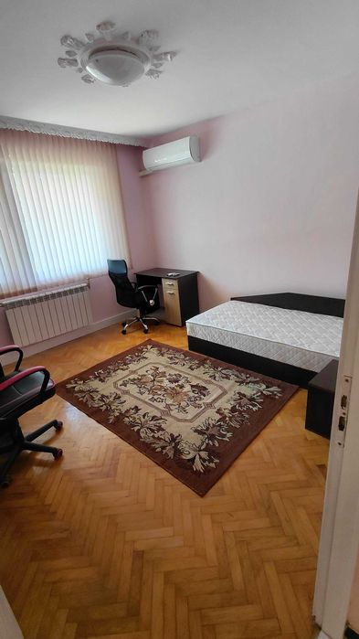 4-стаен апартамент под наем,първи наематели / 3 bedroom apartment for rent