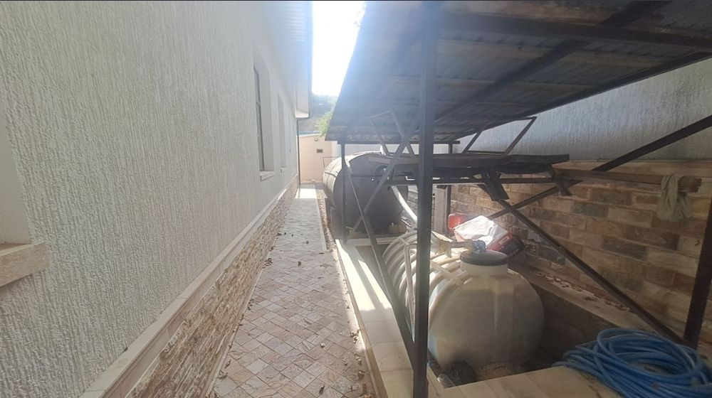 Бустонлик Хумсонда дача сотувда