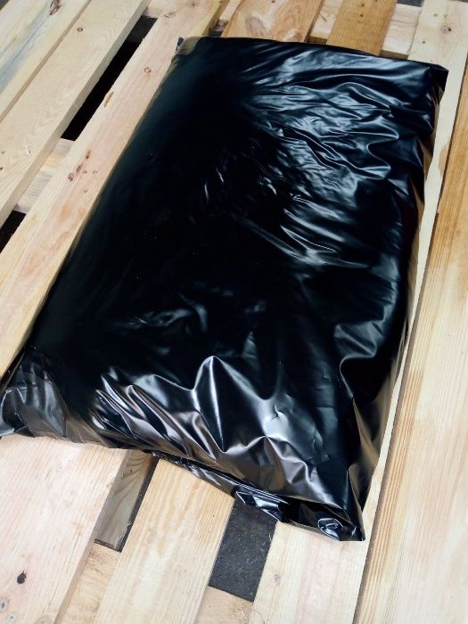 Храна за кучета и котки