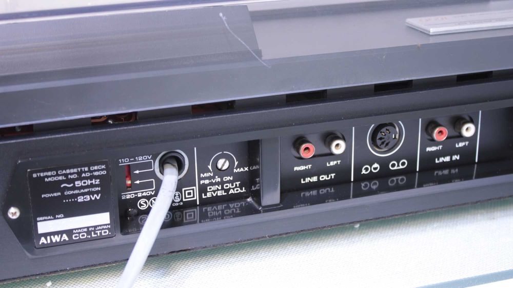 Deck AIWA AD-1600(1978).