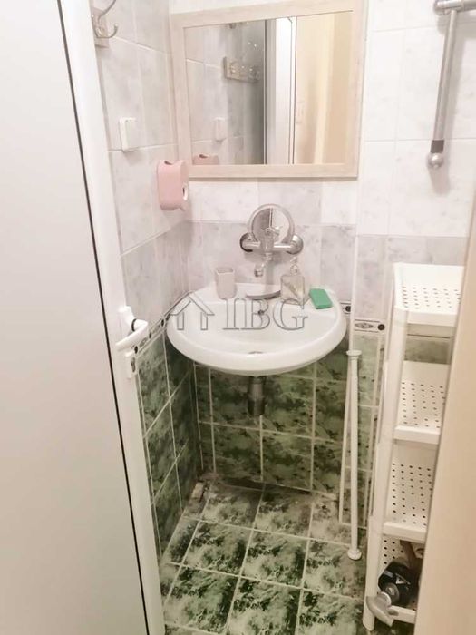 Продава се Офис в Русе, Център - 55 кв.м за 1019 €/кв.м - Снимка #3