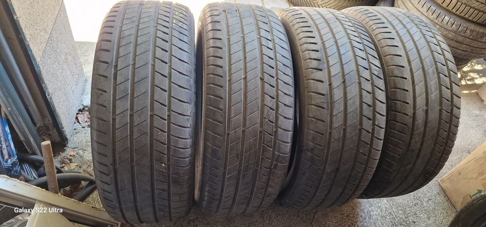 245/50/19 Bridgestone Alenza 001