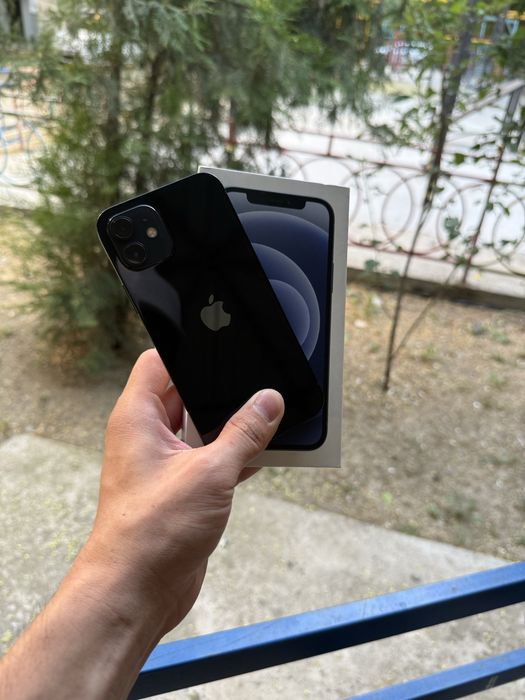 Iphone 12 ideal