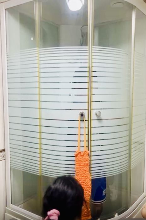 Отдам даром душевую кабинку