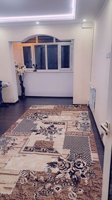 Срочно здаеться 1-ком квартира Аренду в городе Чирчике  4-микрорайоне