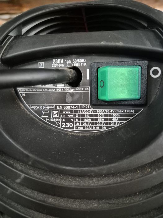 Invertor de sudura telwin force 195 aproape nou, folosit de doua ori.