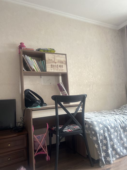 Продаю стол рабочий