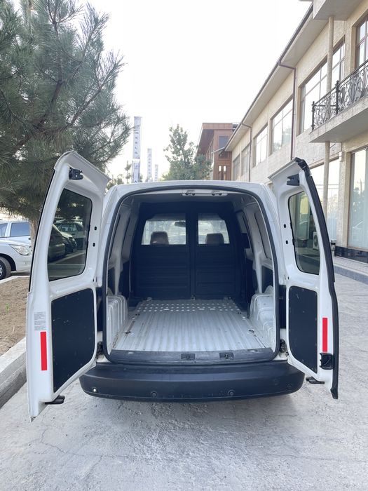 Wolksvagen Caddy 2011