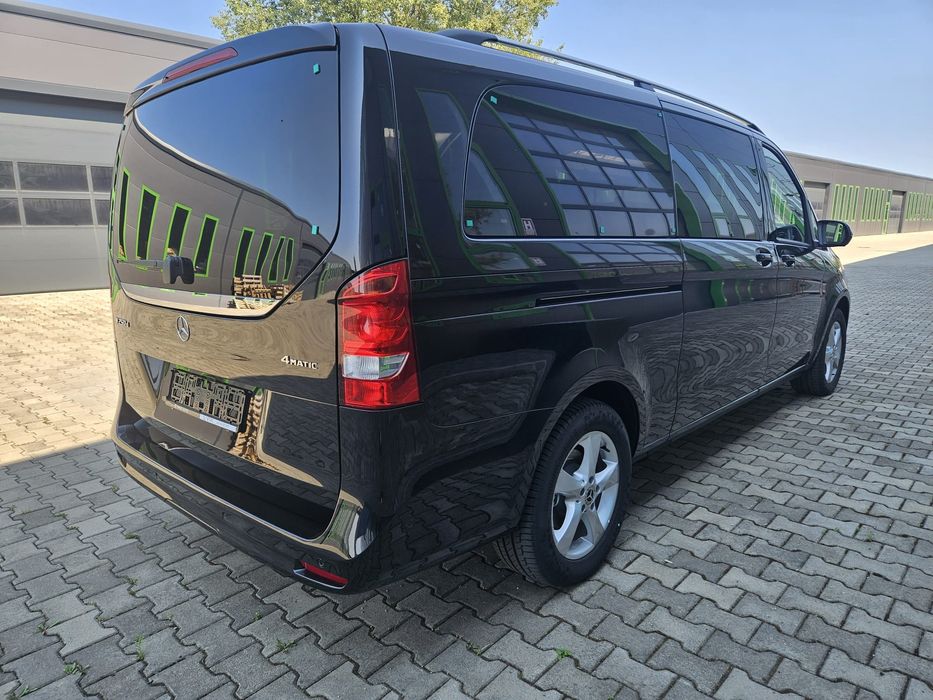 Se închiriază Mercedes Benz V Class