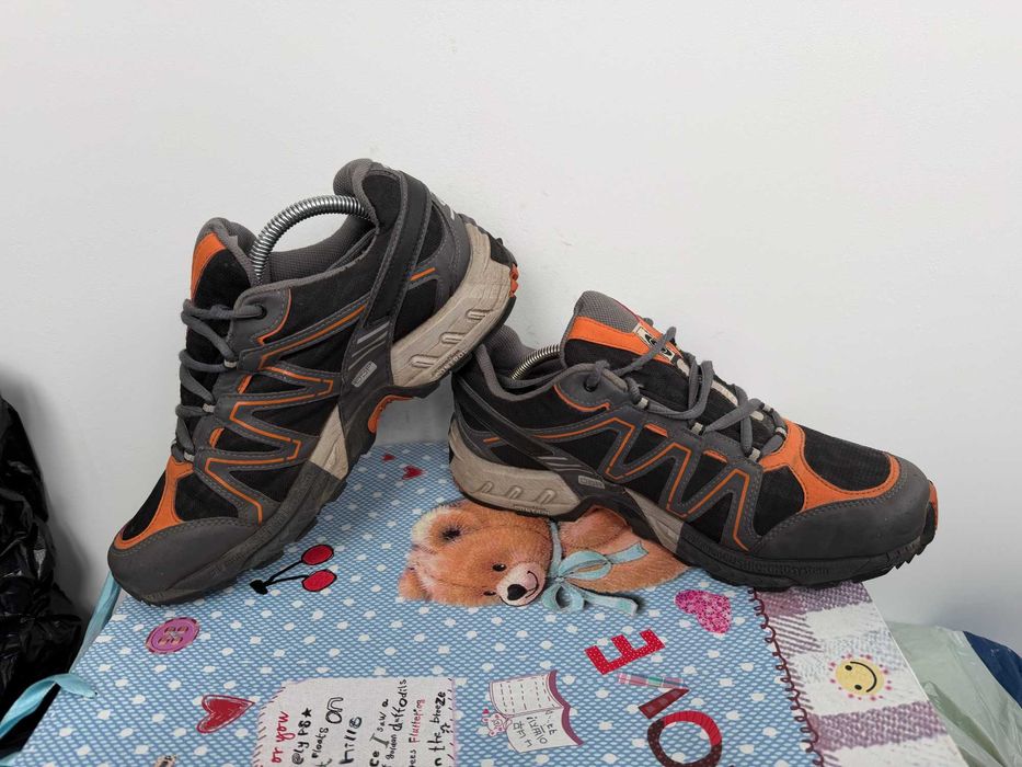 Salomon Gore-Tex''оригинални мъжки туристически обувки 43 номер
