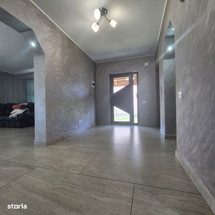 Casa NOUA-Frumuseni