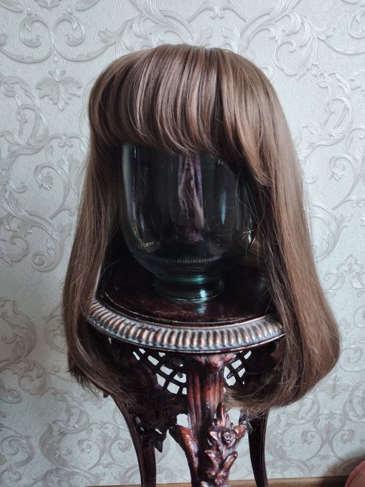 Парики женские новые.