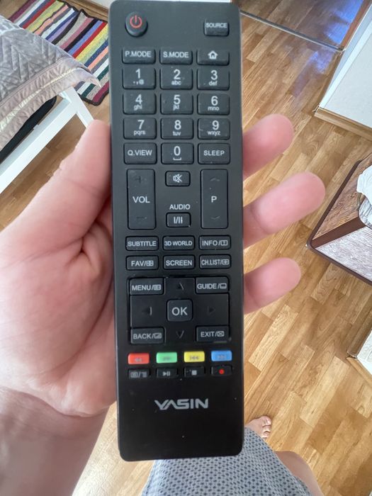 Продам телевизор Yasin32E 59 TS