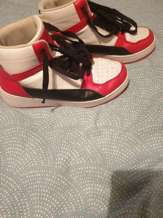 Adidasi unisex nr 36