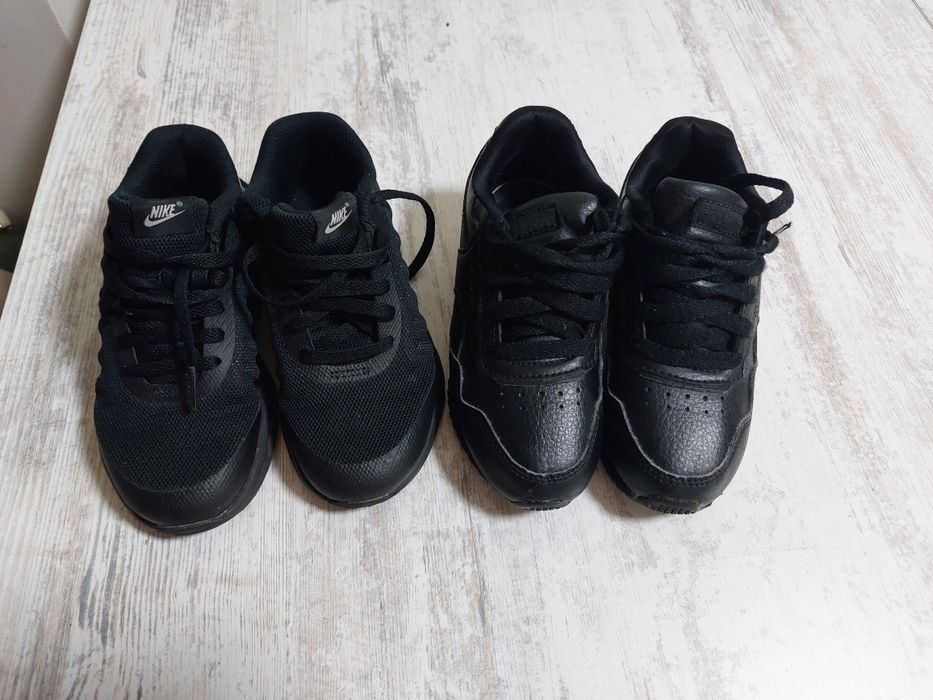 Papuci ghete și adiadasi