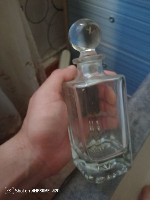 Продаю графины Б/У