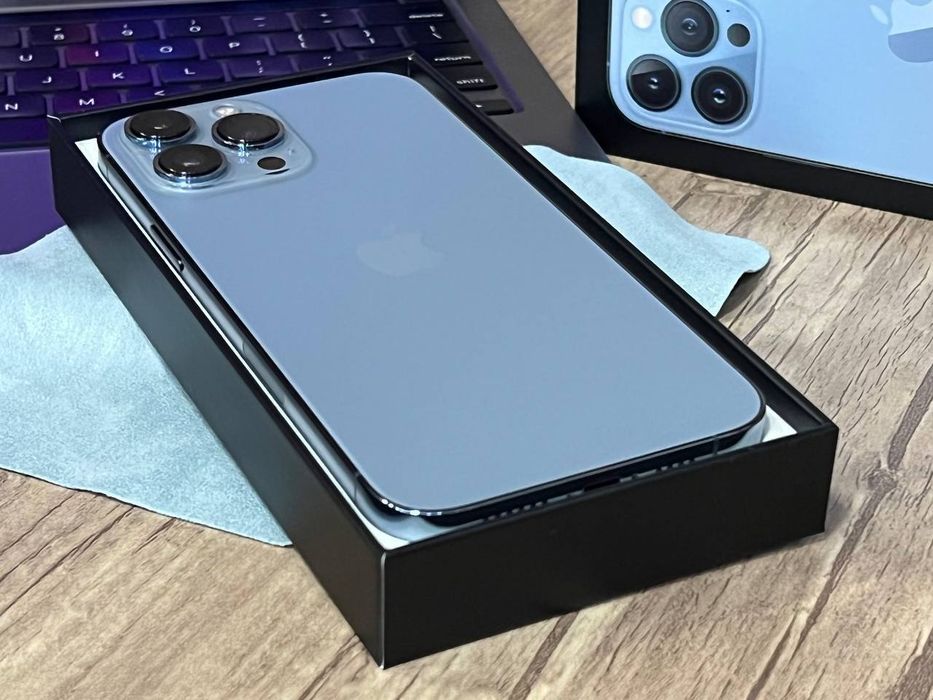 Продам iPhone 13 Pro Max 128GB Sierra Blue Б.У