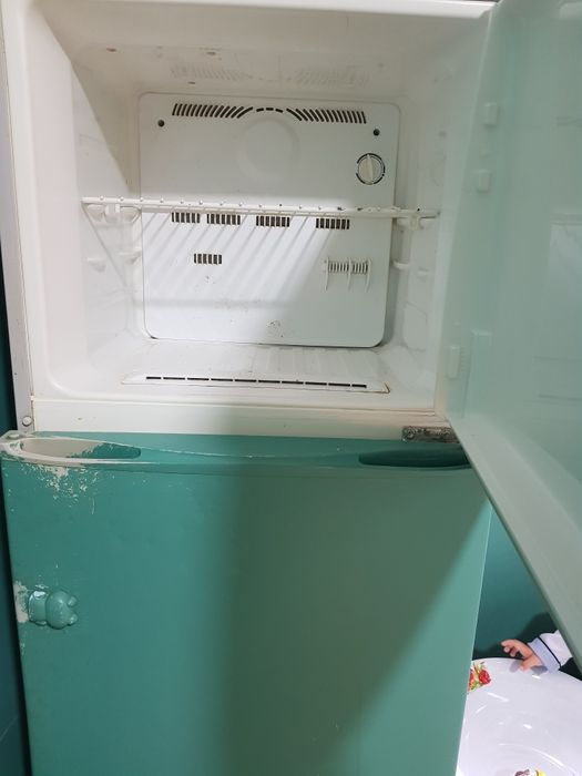 Срочно продам холодильник