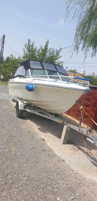 Barca cu motor si peridoc Variante auto