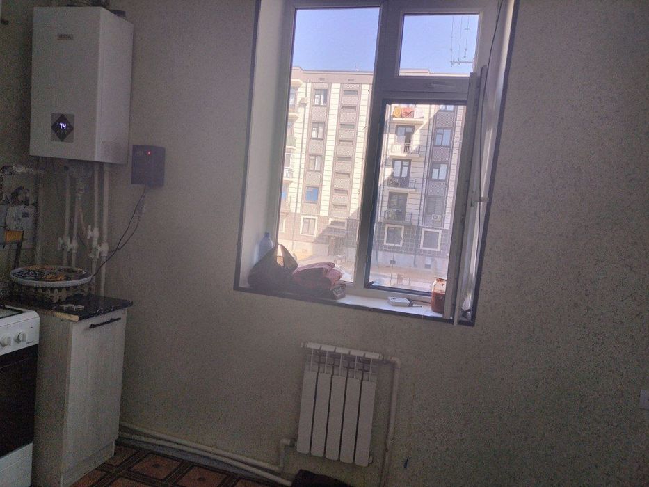 1 xonali uy sotiladi. Ichidagi hamma narsa qoladi