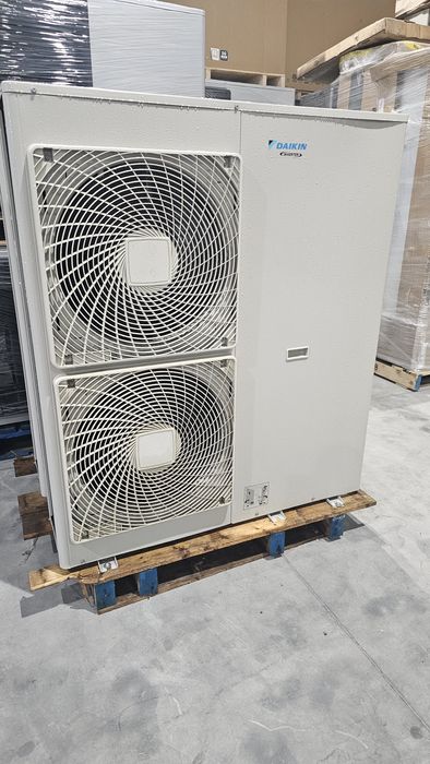 Нова трифазна  термопомра 16kW  Daikin Altherma  EDLQ016CAW1
