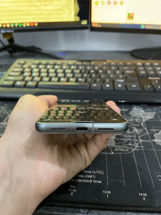 Google Pixel 8 USA Gray