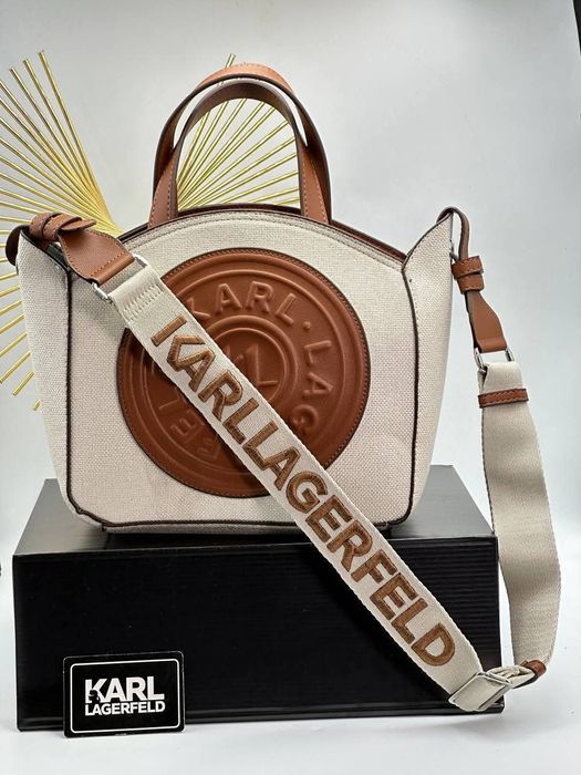 Стилна дамска чанта