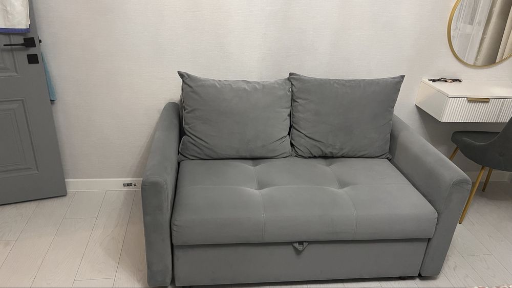 Продам диван полуторка