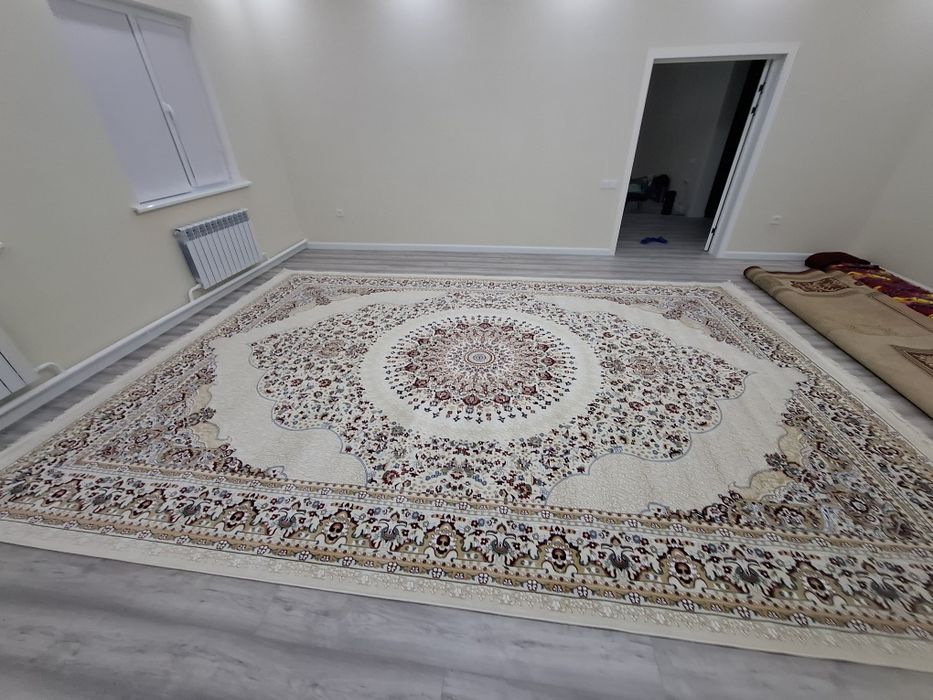 Жеңіл жібек кілем