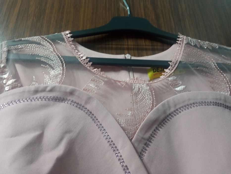 Rochie ocazie purta o singura data