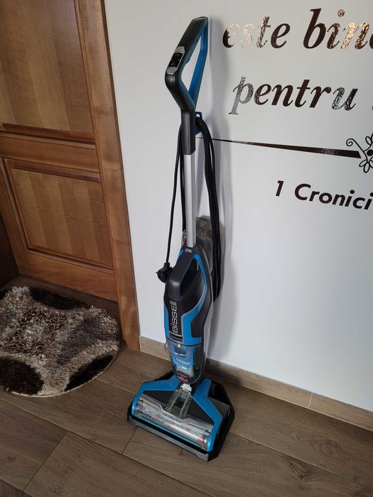 Aspirator cu functie de spalare