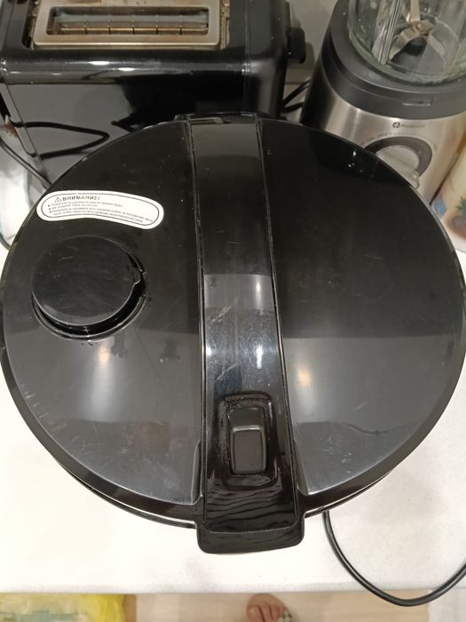 Мультиварка в отличном состоянии