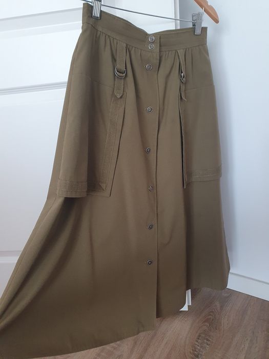 Fustă din lana 100%, material subțire, tip stofa