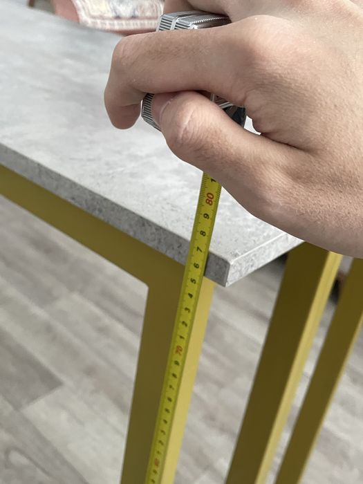 Раздвижной обеденный стол