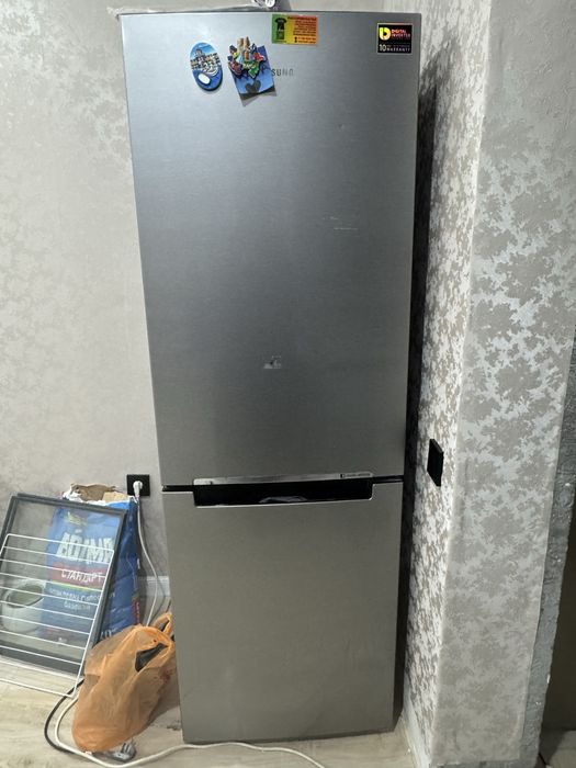 Холодильник.шкаф